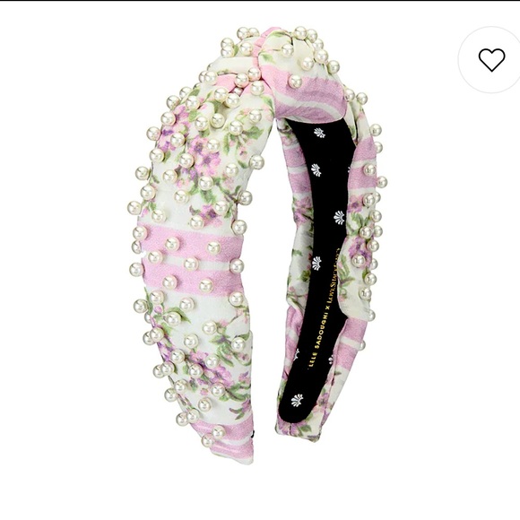 LoveShackFancy x Lele Sadoughi Pearl Knotted Floral Headband - Picture 5 of 8